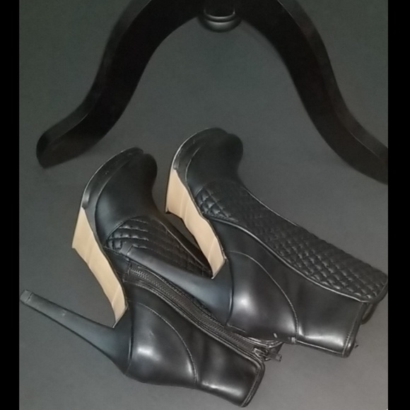 Platform Booties - Picture 4 of 5